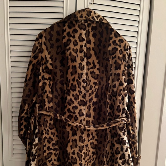 Vintage Faux Fur Leopard Coat - Misdemeanor - Picture 4 of 12